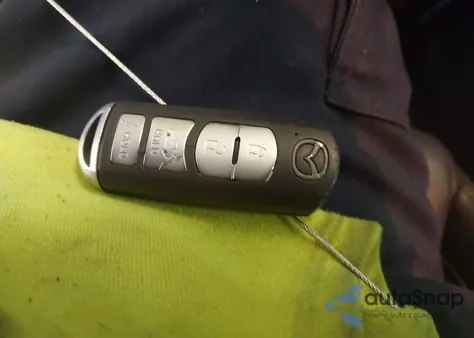 2018 Mazda Mazda3 Touring z USA, uszkodzony, nr VIN 3MZBN1V34JM185846